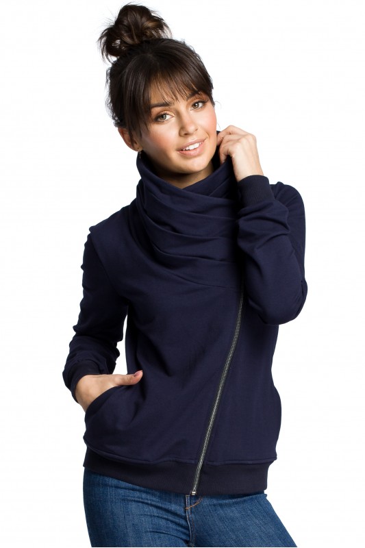 Tamsiai mėlynas megztinis su asimetrišku užtrauktuku